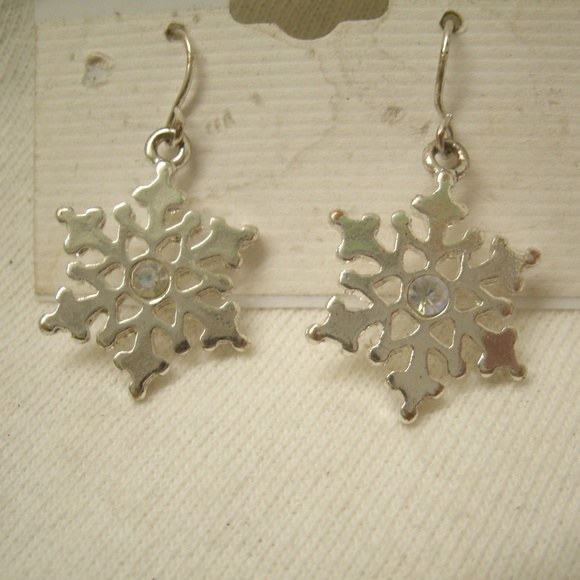 vintage Silver Snowflake Dangle Earrings - Picture 2 of 8